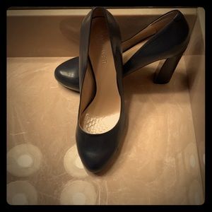 Nine West slate silver inner heels